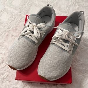 ** NEW BALANCE** Women's Nergize Shoes ....*BRAND NEW**  Size 6